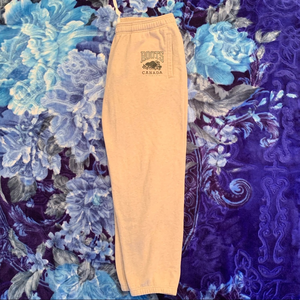 Worn- Beige/Cream Roots sweatpants